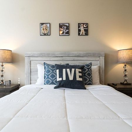 The Celebrity - Minutes To Broadway With A Balcony Lejlighed Nashville Eksteriør billede